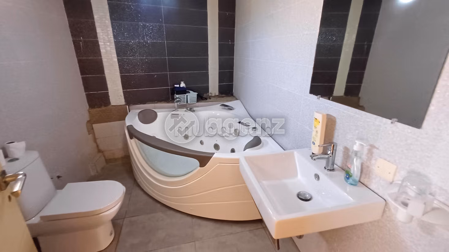 Villa en venta 296 m², 3 habitaciones Toulal Meknès