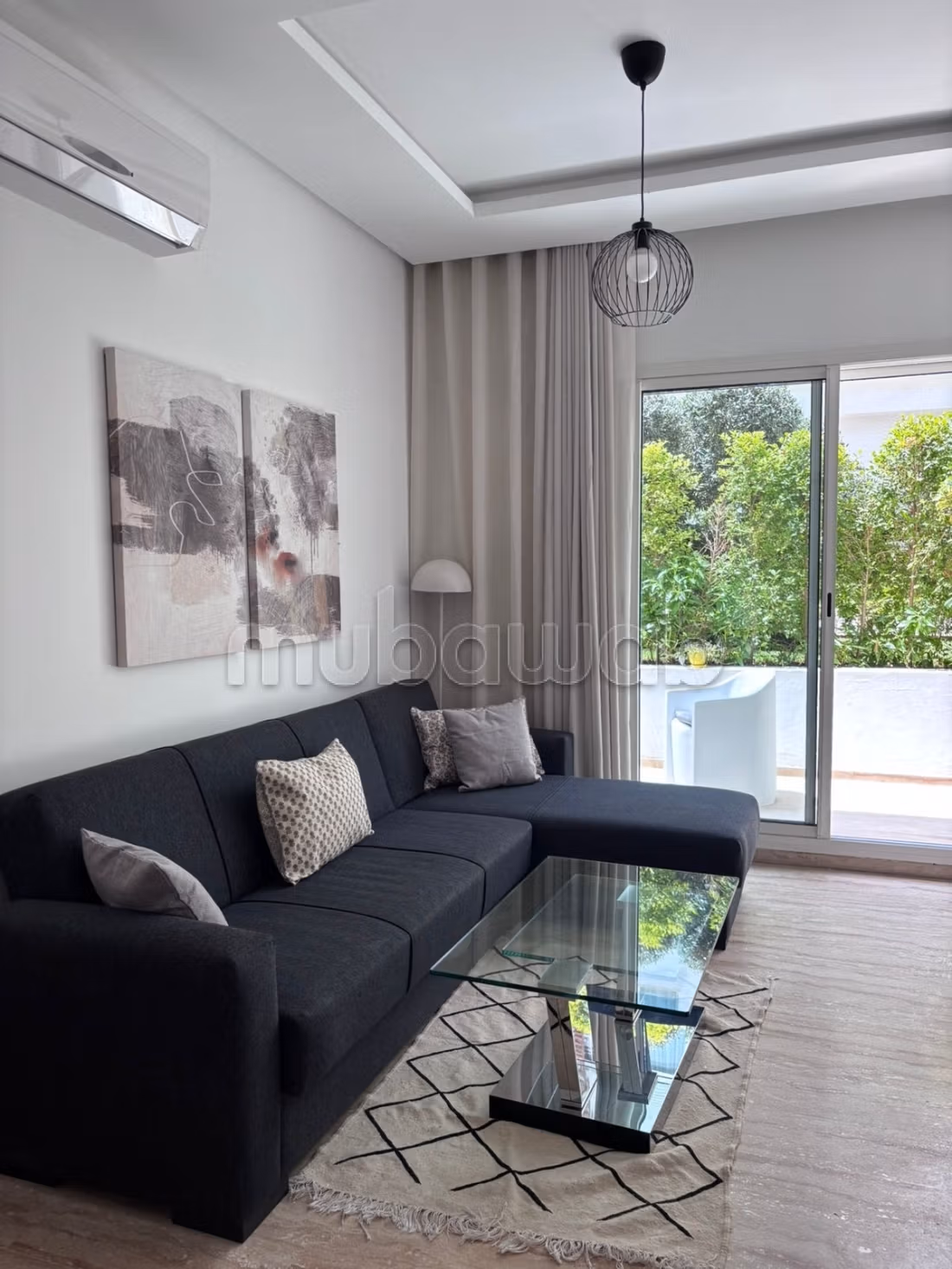 Direct Proprio Appartement moderne meublé avec terrasse ensoleillée et parking — 2