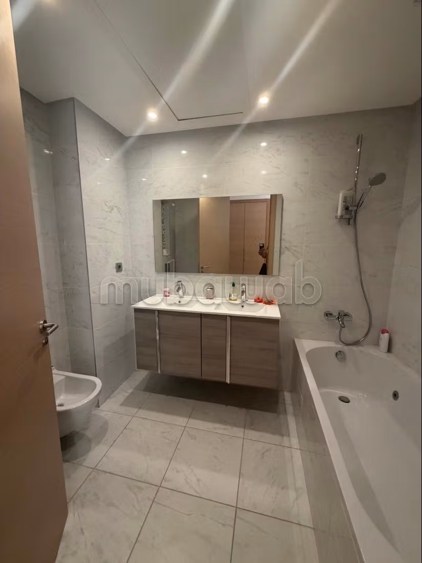 Superbe appartement à louer à Riyad. Surface totale 170 m². Service de concierge et climatisation — 3