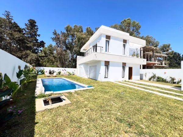 For sale: Villa under construction in Hammamet