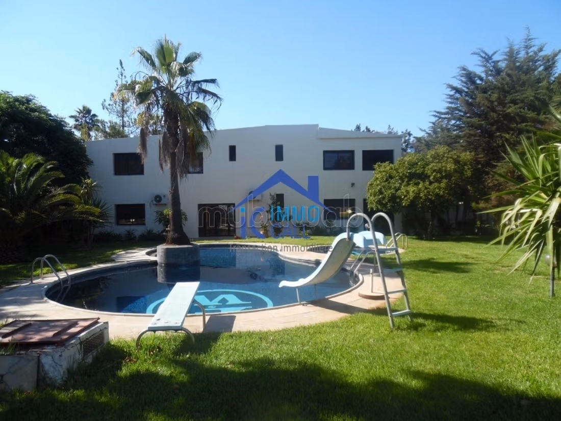 Villa in affitto situata a SOUISSI Rabat