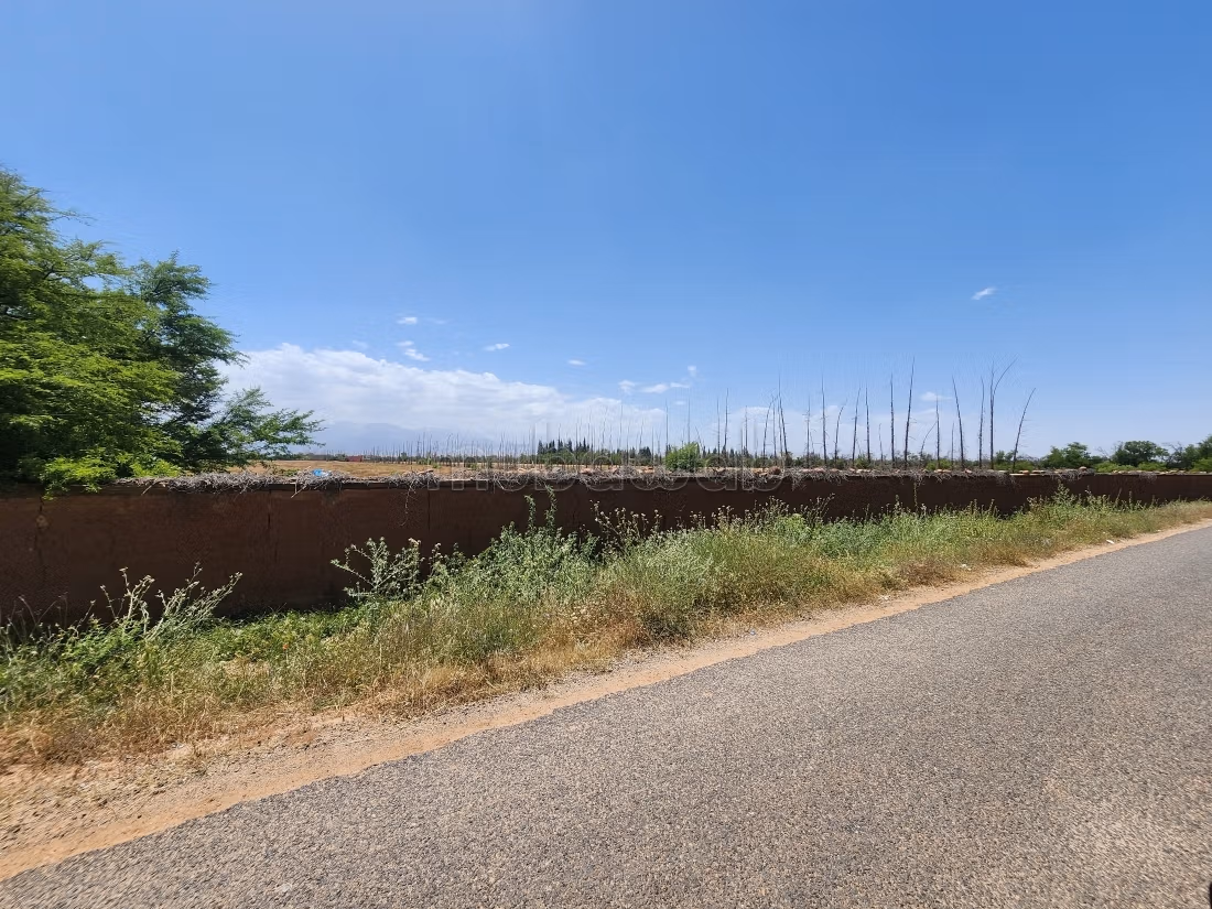 Terrain de 73 354 m² à vendre – Route de l’Ourika Km 20 – Marrakech