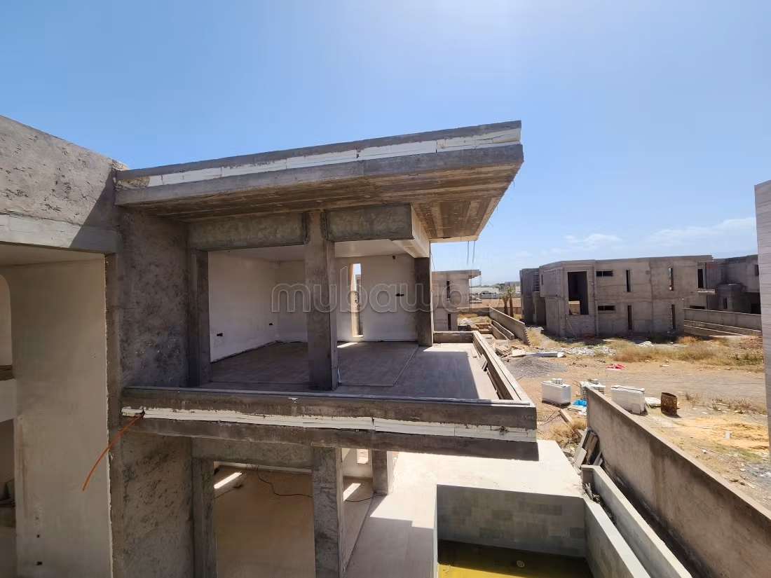 Semi-Finished Contemporary Villa for Sale – Ourika Road KM 12, Marrakech