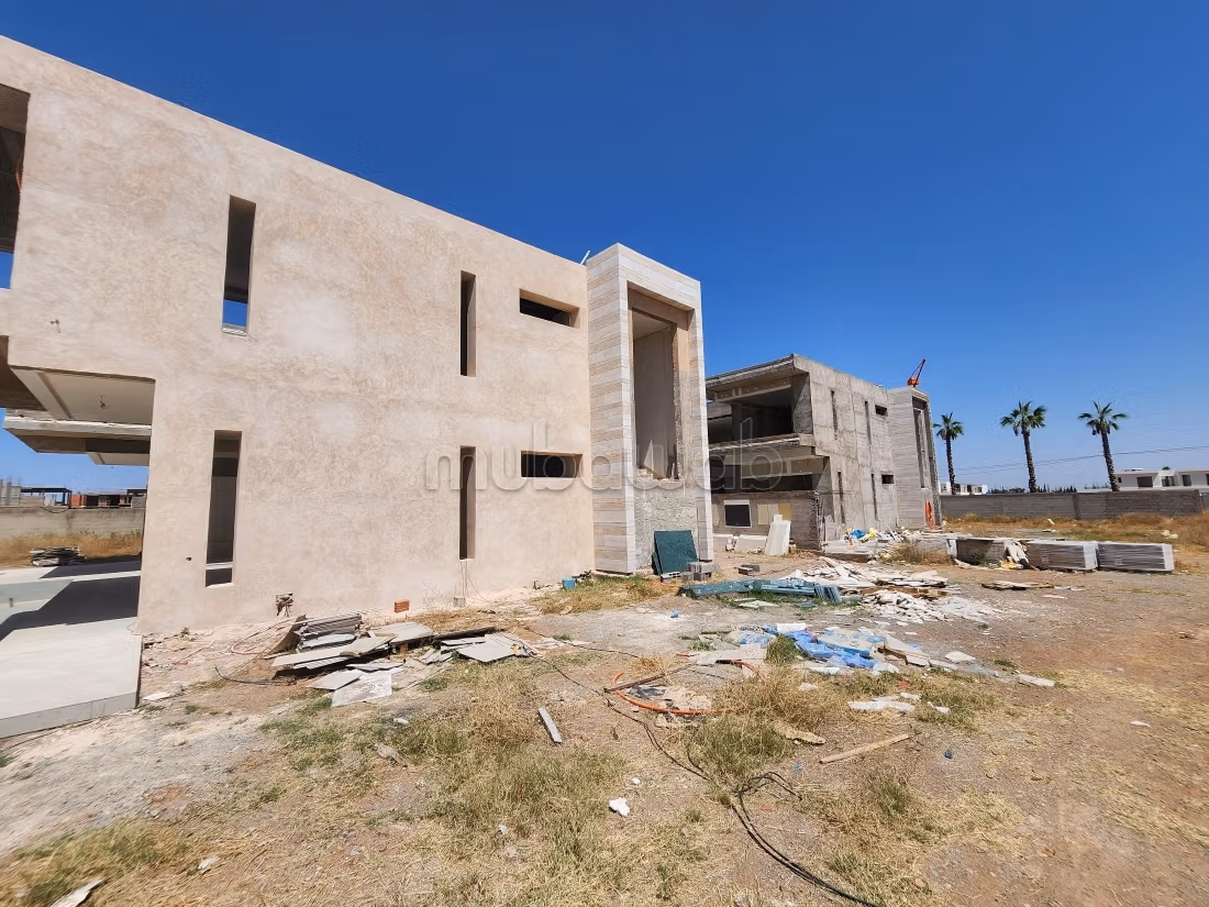 Semi-Finished Contemporary Villa for Sale – Ourika Road KM 12, Marrakech
