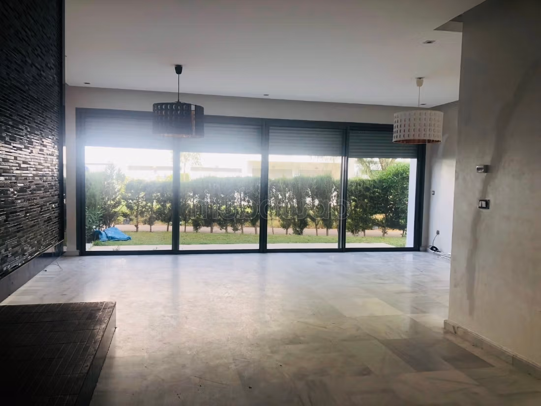 Appartement 160 m² avec jardin privatif – 3 chambres – Ville Verte Bouskoura — 3