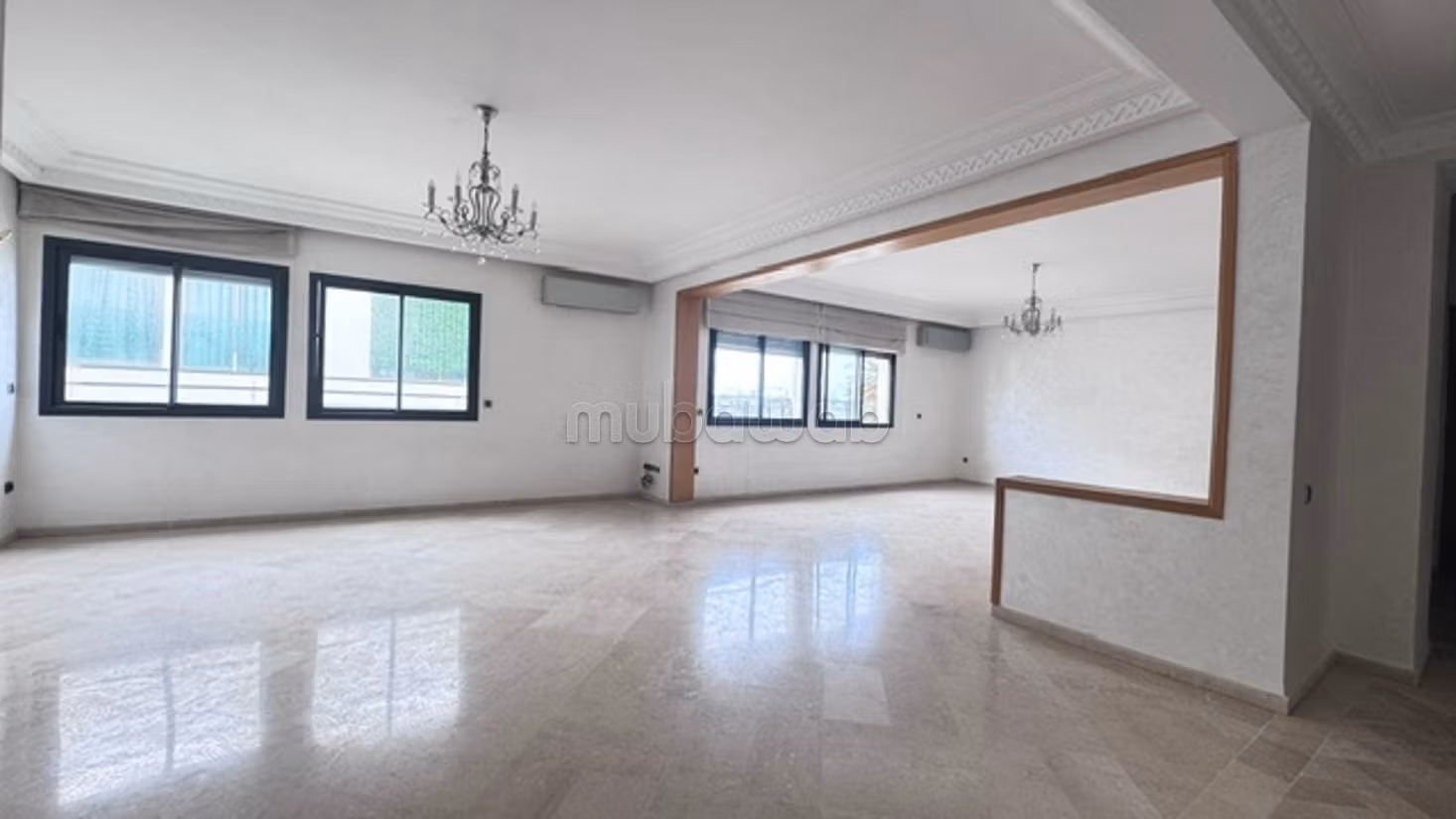 Bel appartement spacieux en hauteur ensoleillé