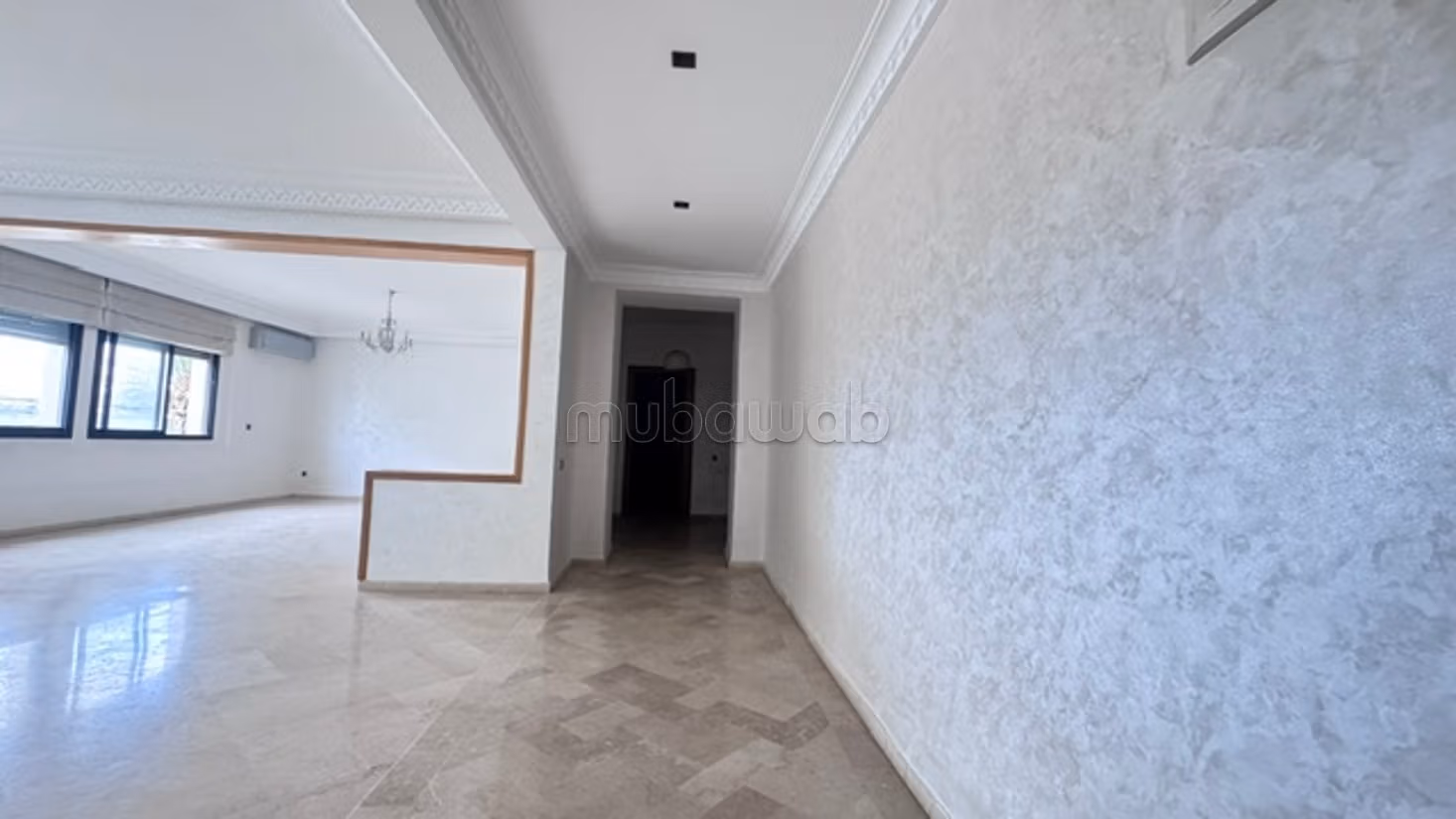 Bel appartement spacieux en hauteur ensoleillé — 3