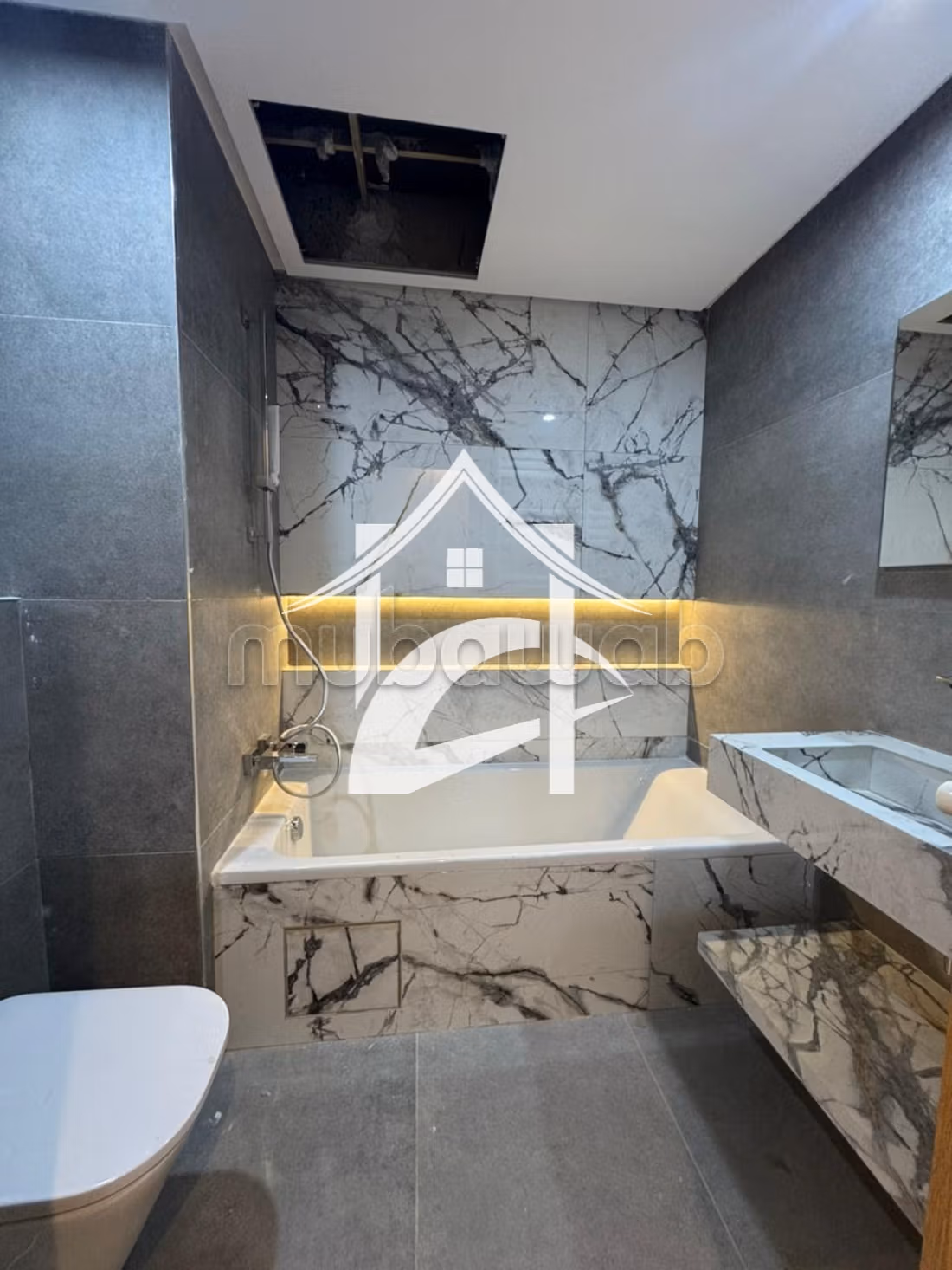 S2 neuf avec piscine et suite parentale