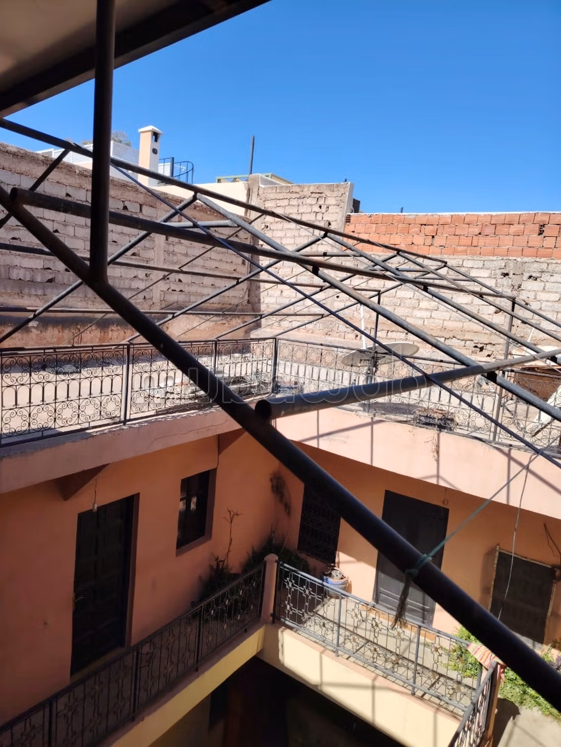 Riad da Ristrutturare - Grande Potenziale Casa per Ospiti a Bab Doukkala