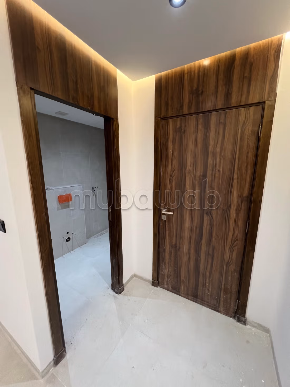 Superbe studio à vendre au quartier Victor Hugo. 2 pièces. Avec ascenseur et terrasse — 4