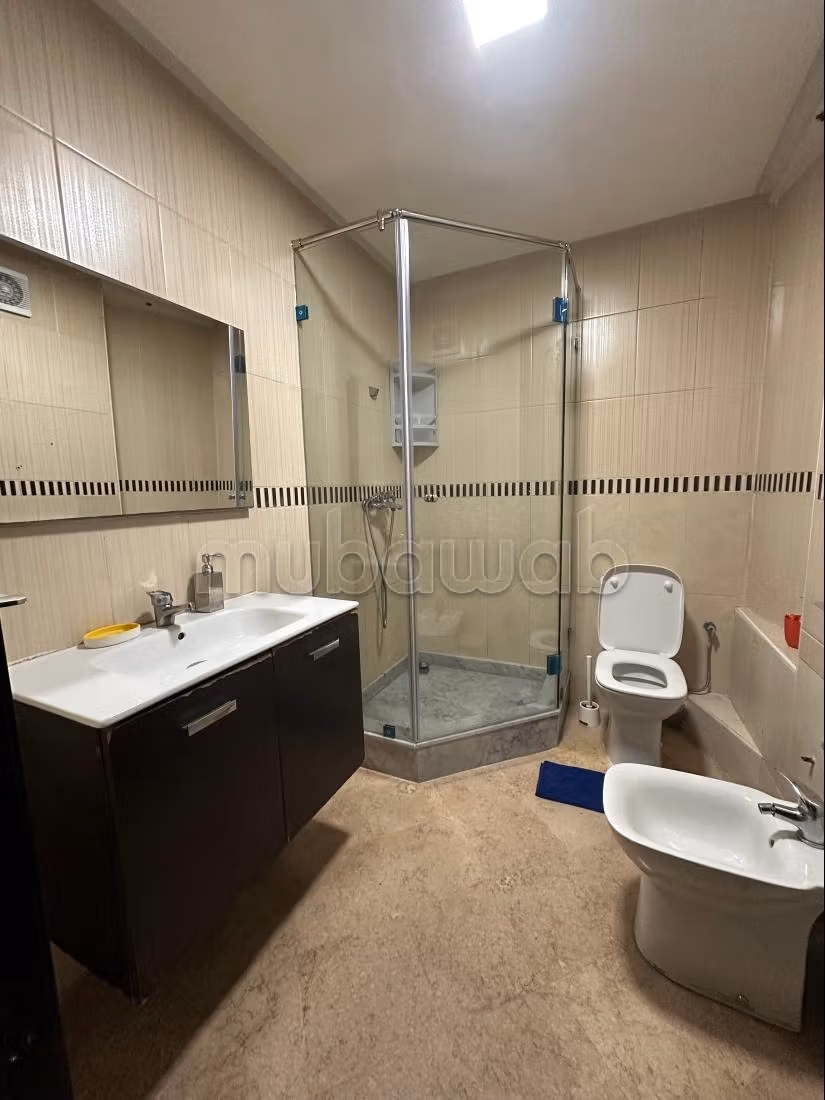 Appartement meublé pour au moins une année