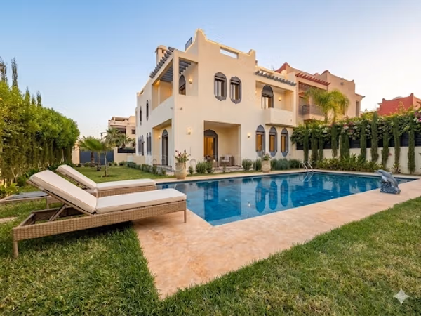 À louer villa avec piscine River palm