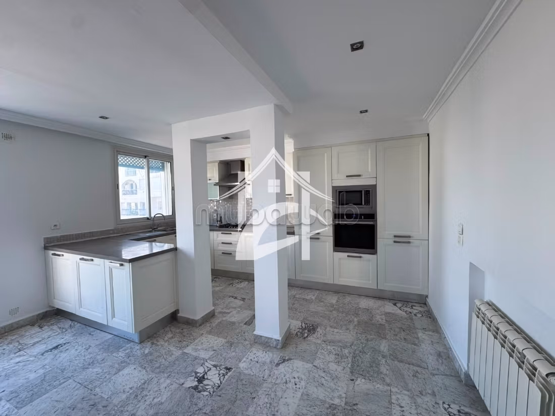 Duplex s3 semi meublé à gammarth