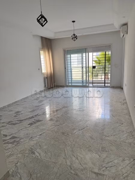 Appartement à ain zaghouan nord s3