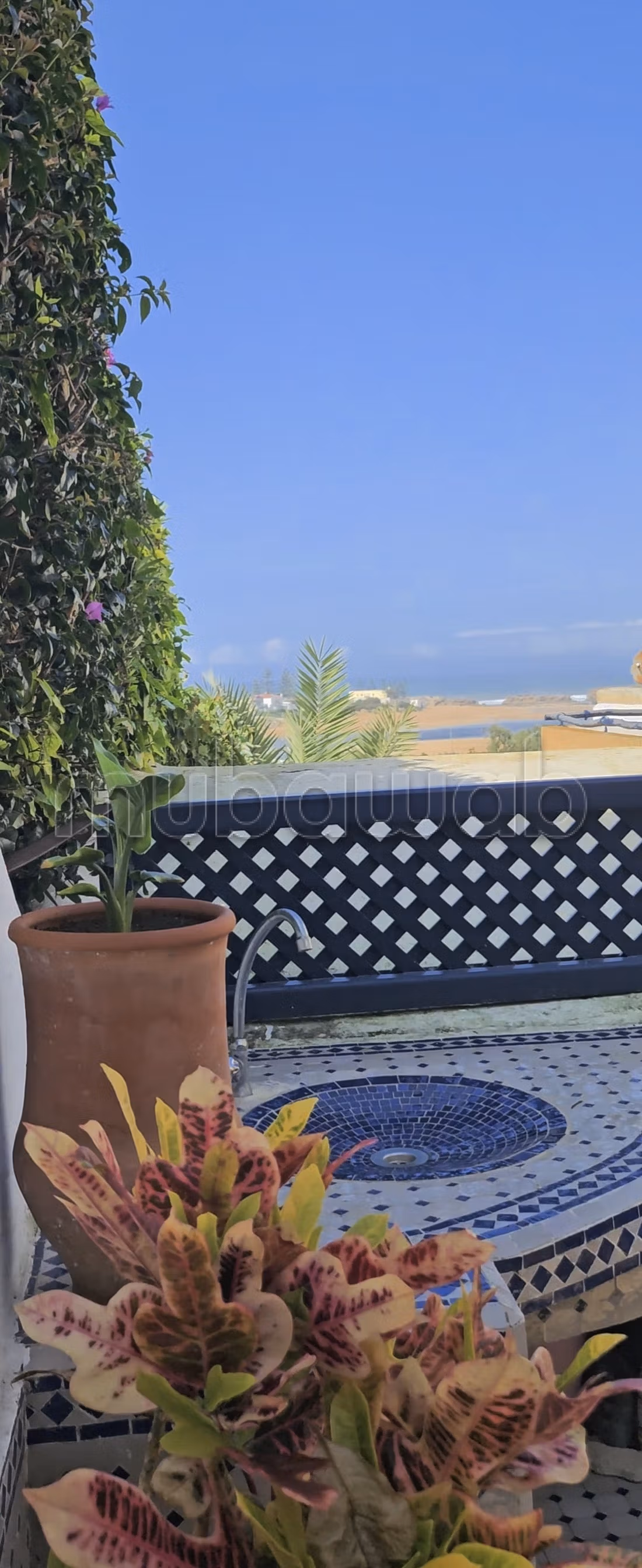 Vente d'une villa de luxe à Oualidia. 2 chambres merveilleuses. Meublée