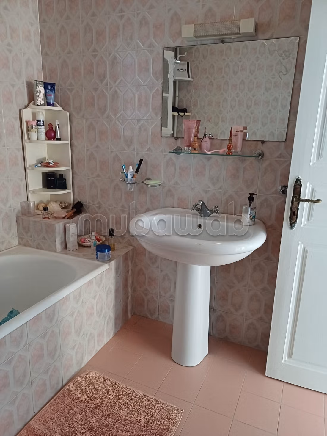Apartment for sale in La Goulette. Area 180 m². Terrace