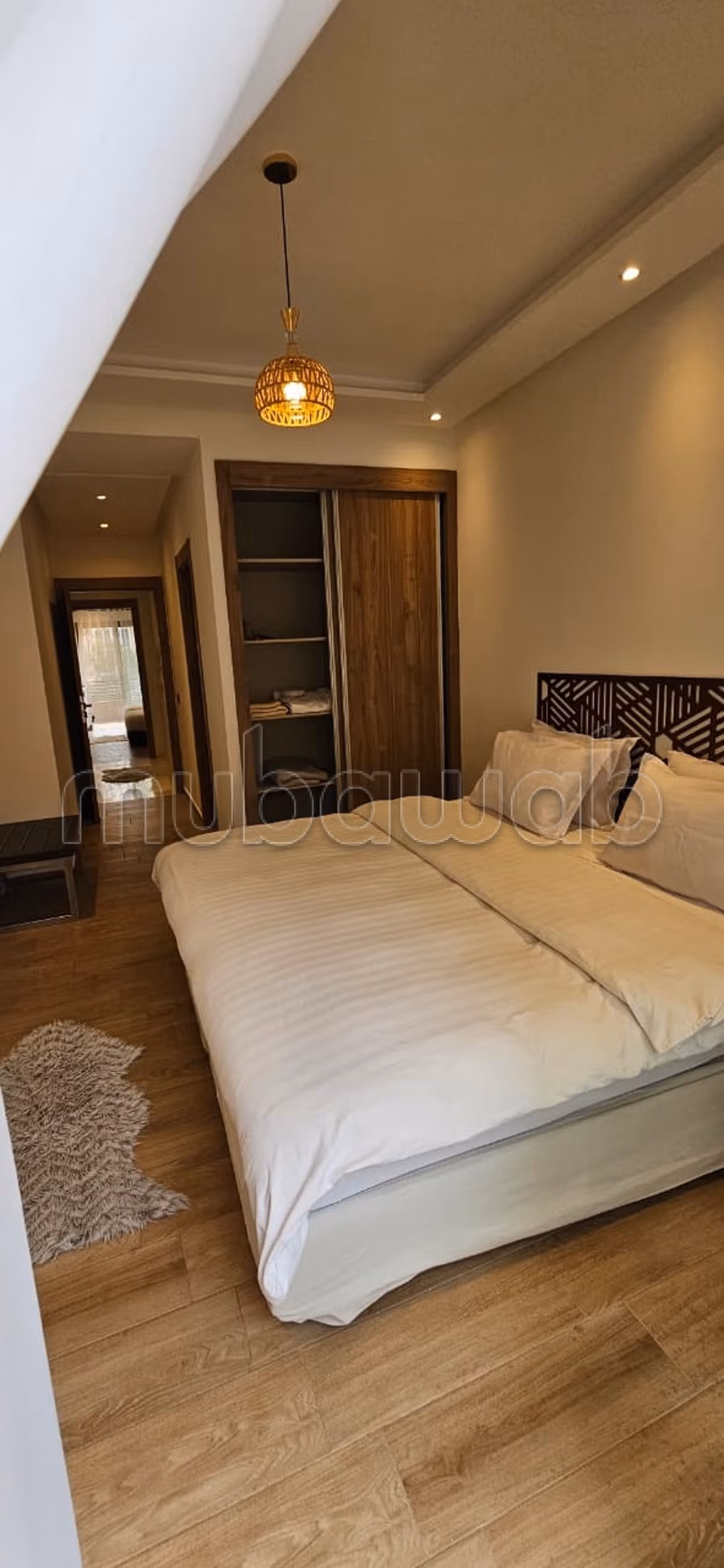 Superbo appartamento in affitto a Camp Al Ghoul. Superficie 88 m². Arredato