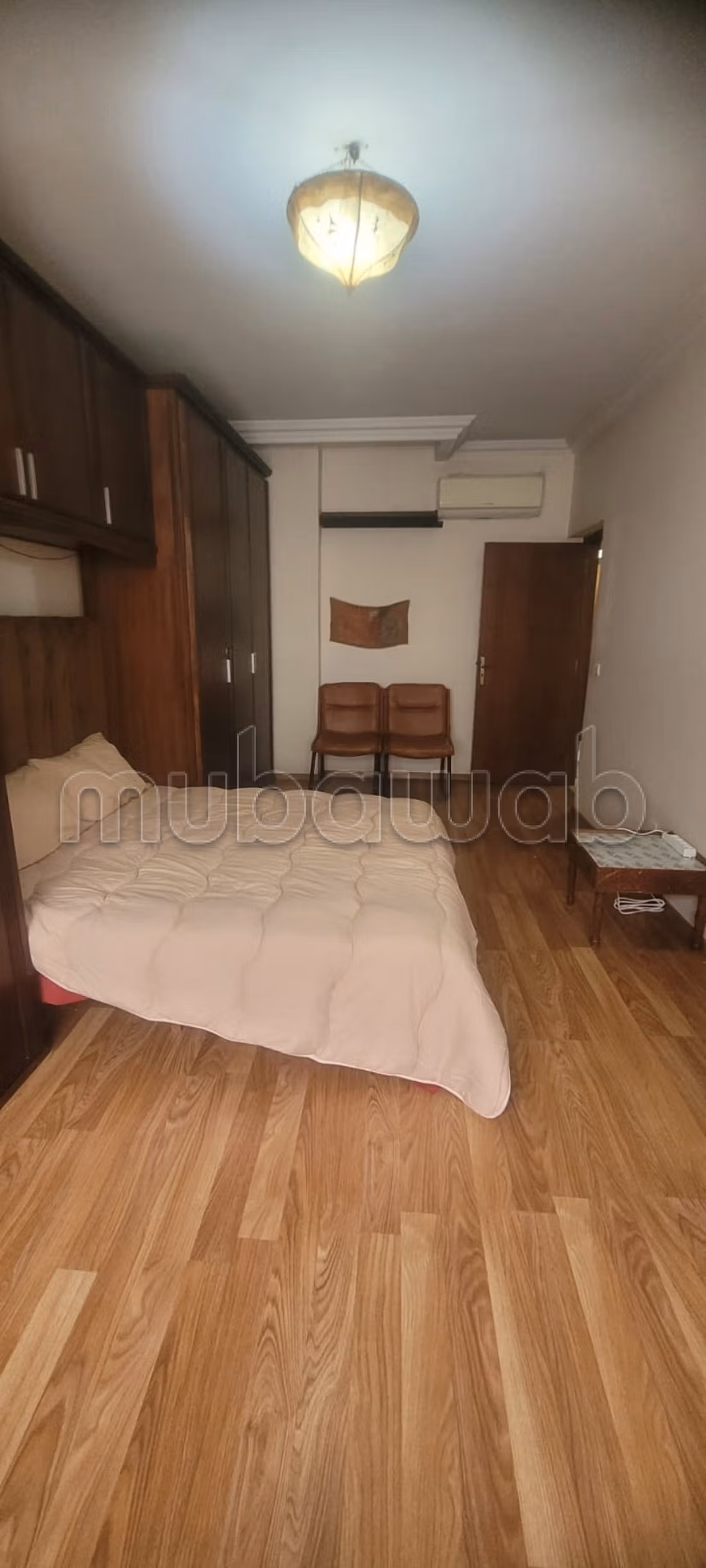 Vend appartement à Agdal. 4 chambres agréables. 
Avec ascenseur — 3