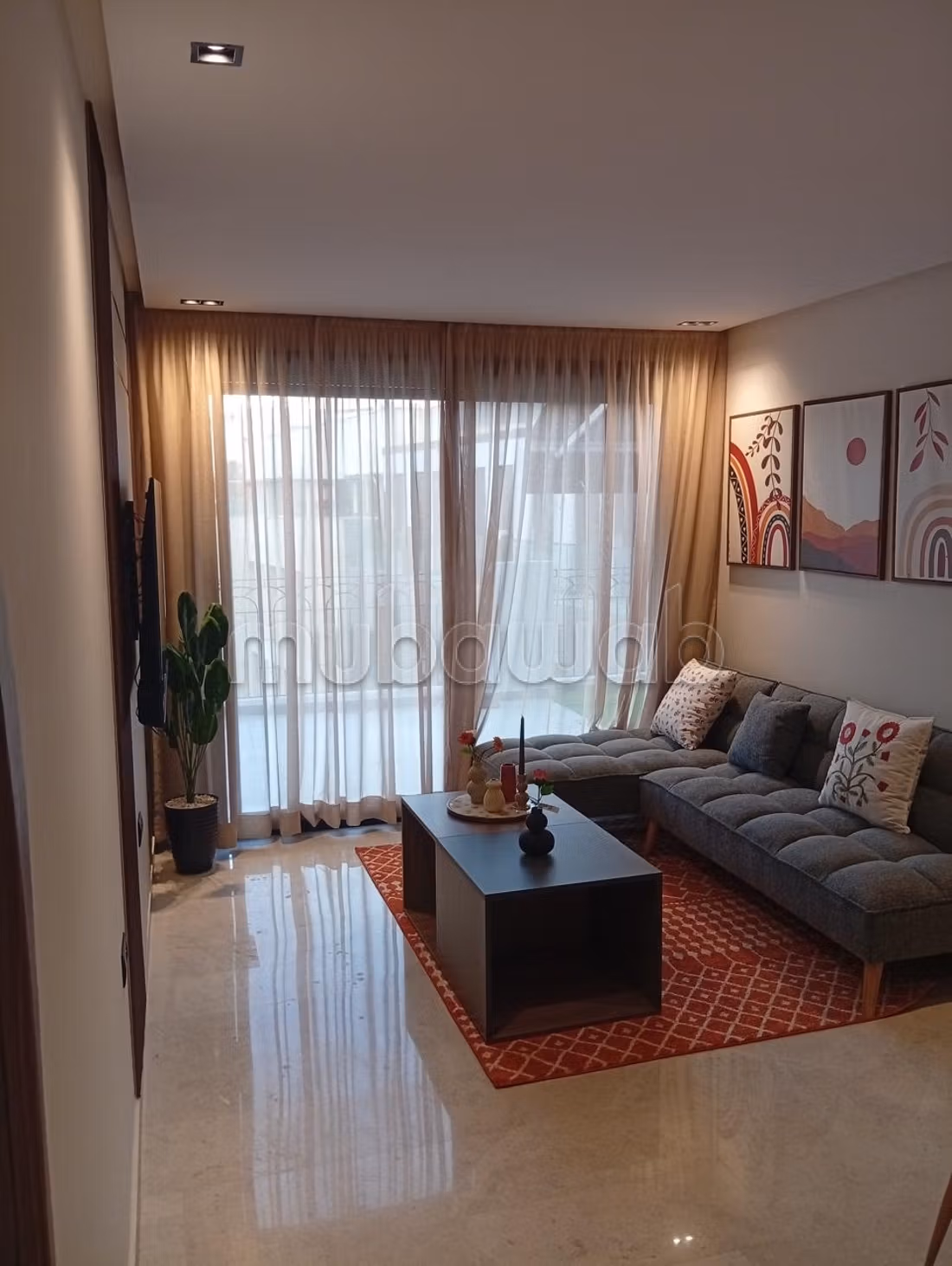 Trouvez un appartement à louer à Gauthier. 1 chambre. Espace de rangement ample — 2