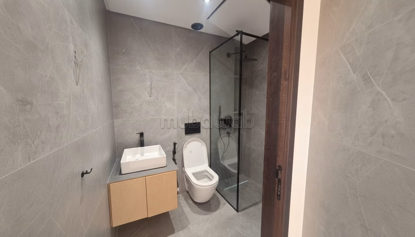 Studio neuf haut standing de 41 m² à louer – Hermitage, Casablanca — 4