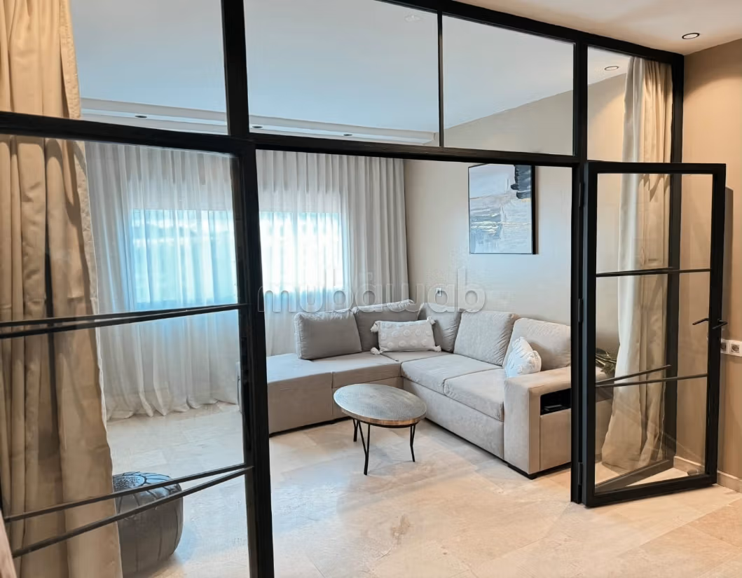 Superbe appartement avec parking – Hivernage — 2