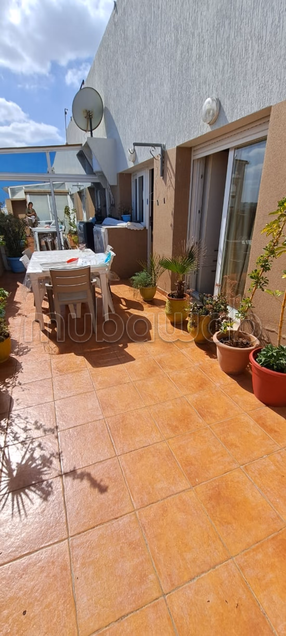 Appartement à Louer – Abdelmoumen / Rue Soumaya — 5