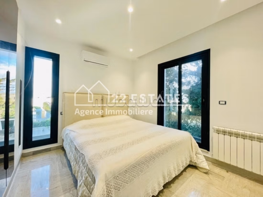 Duplex S2 arredato con terrazza a Marsa