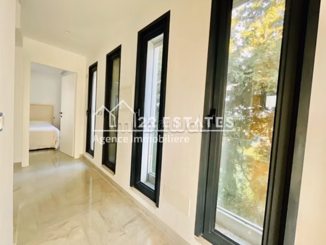 Duplex S2 arredato con terrazza a Marsa