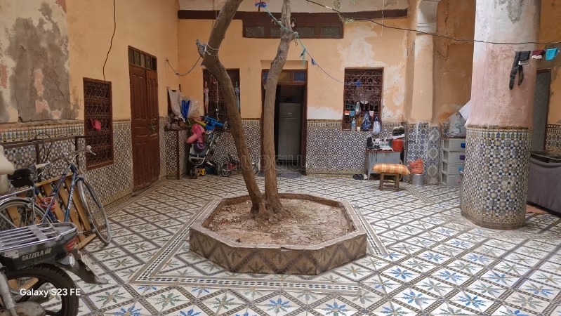 Gran Riad Tradicional de 140 m² con Gran Potencial