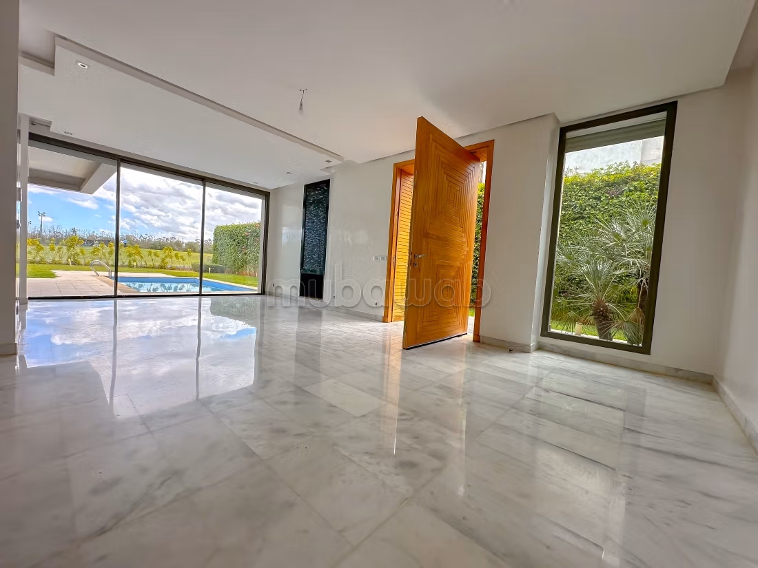 À louer – Magnifique villa de prestige à Prestigia Bouskoura Ville Verte avec vue imprenable sur le golf
