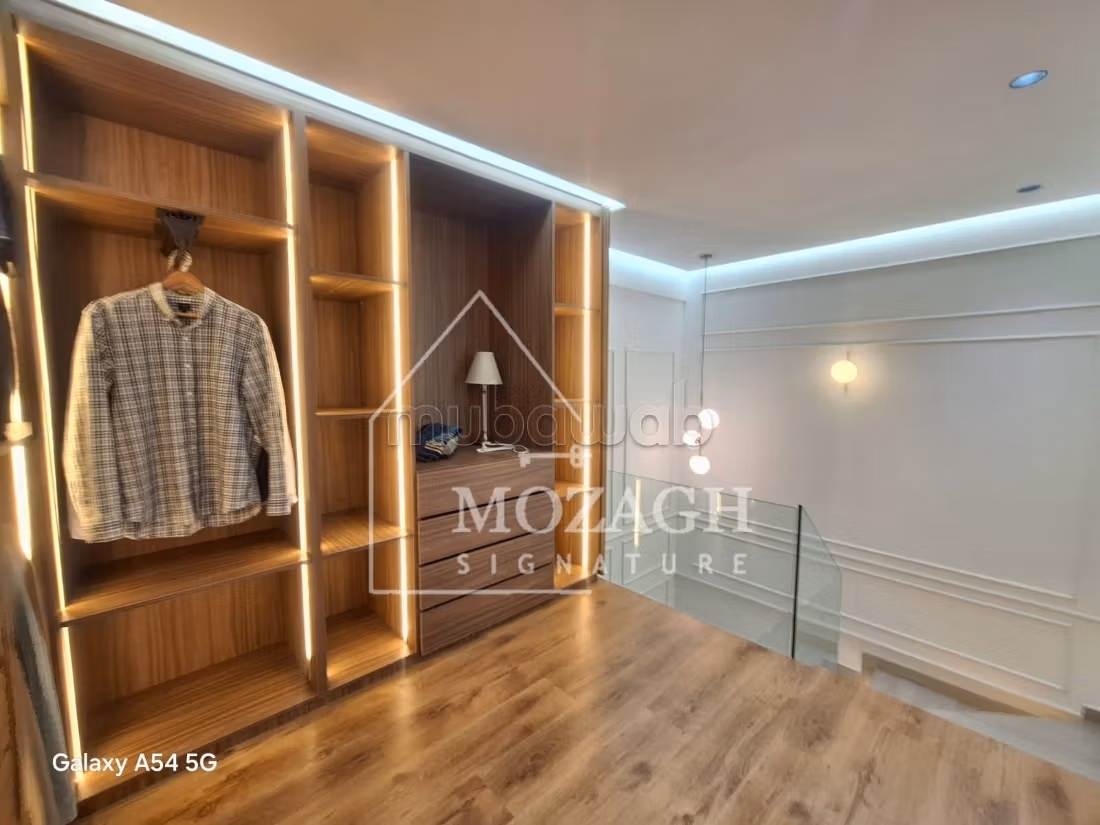 Magnifico duplex in edificio sicuro – Rte casa