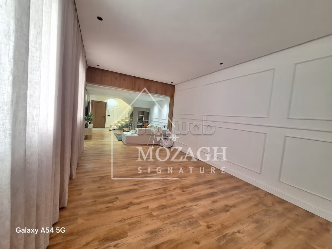 Magnifico duplex in edificio sicuro – Rte casa