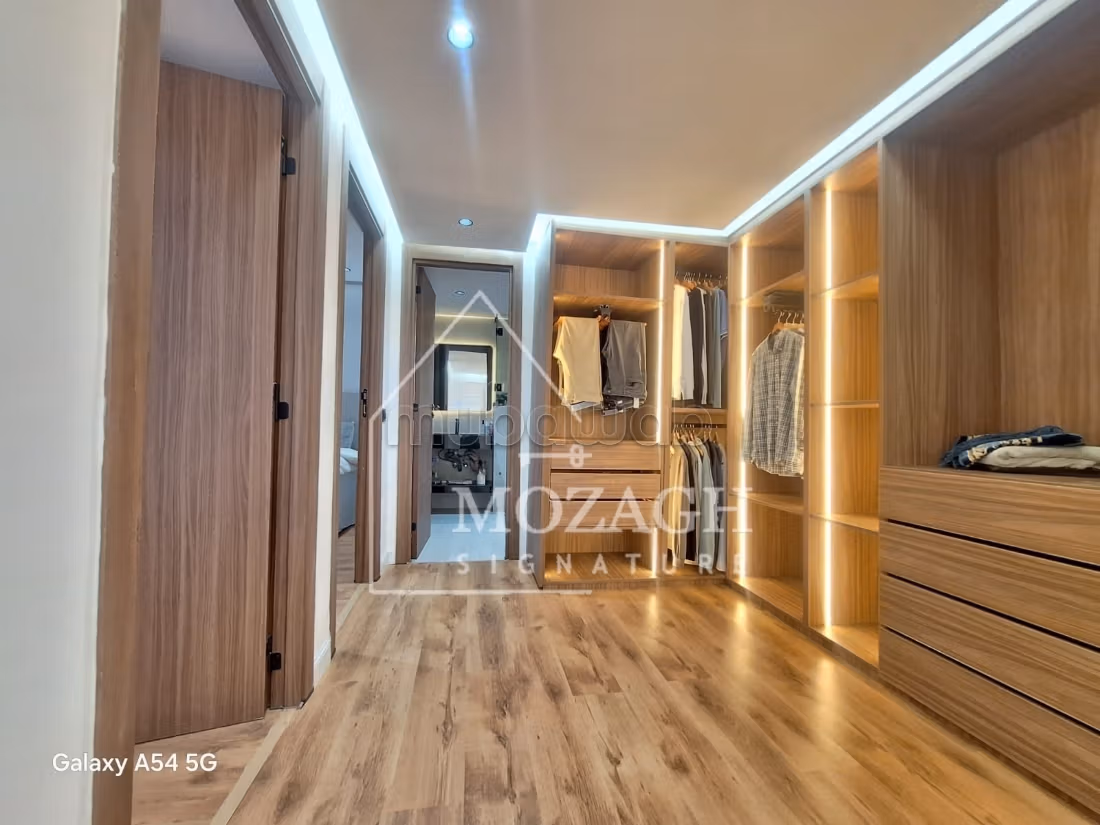 Magnifico duplex in edificio sicuro – Rte casa