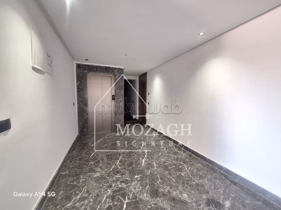 Magnifico duplex in edificio sicuro – Rte casa