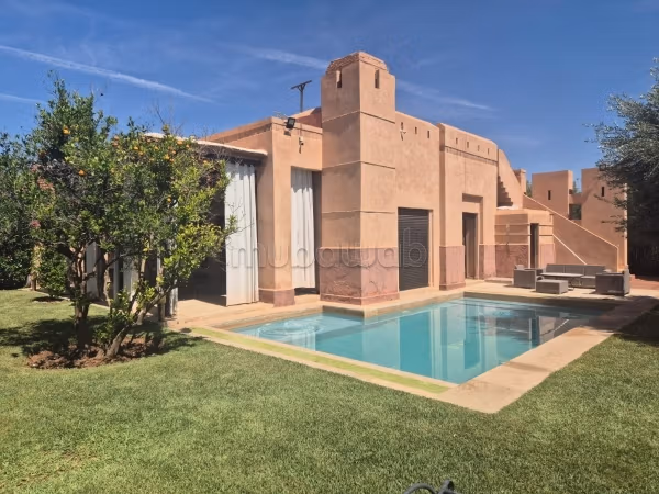 Belle villa meublée a Vendre