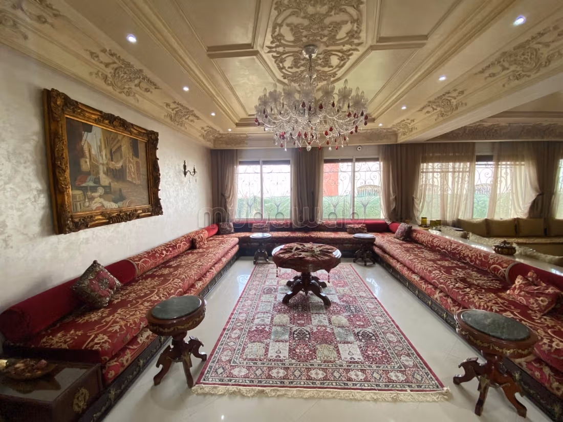 Superba villa in vendita – Nassim/Strada Bouskoura