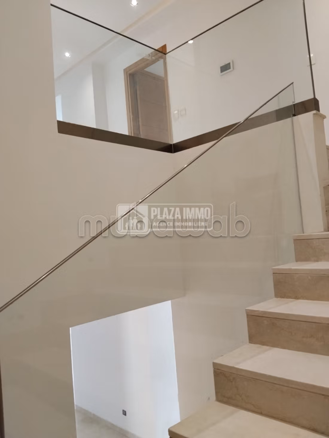A louer ou A vendre un triplex s4Au Lac 2