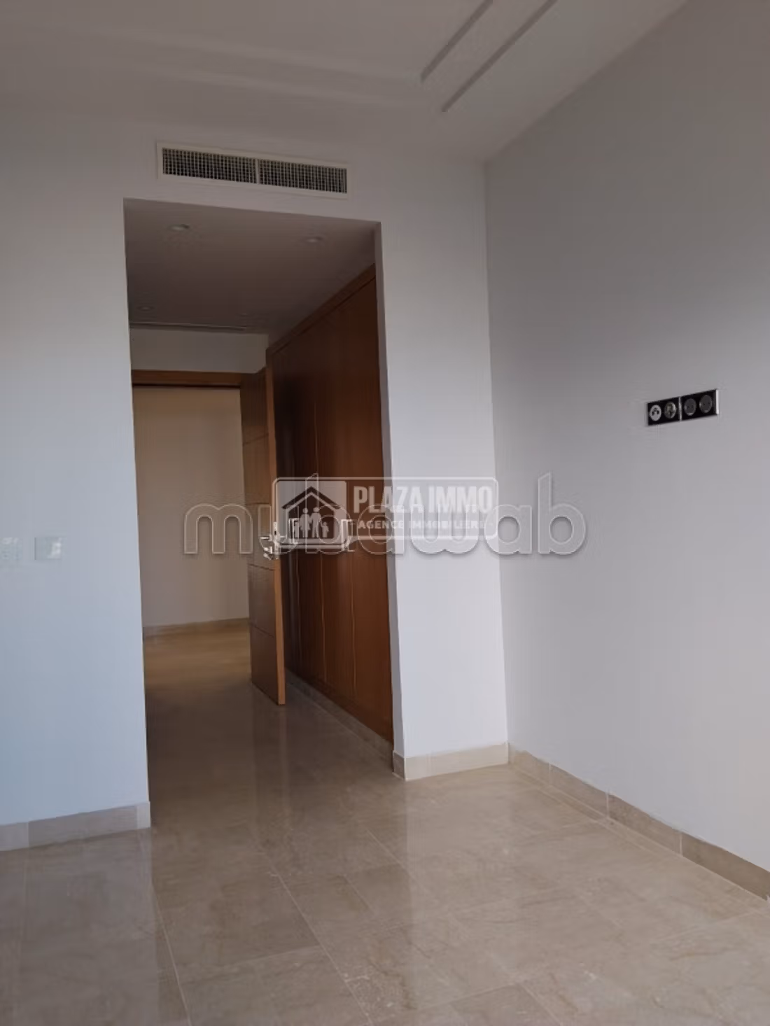 A Louer Ou A Vendre Un Triplex S4 Au Lac2