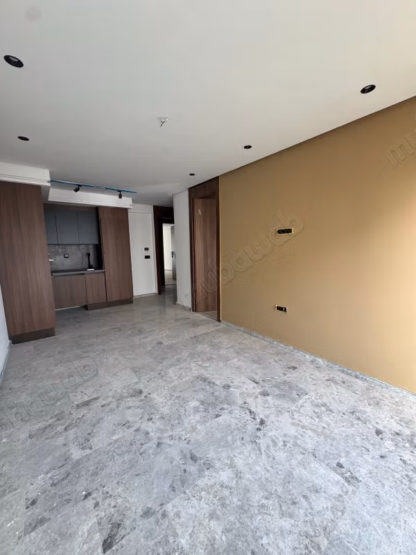 Venta de un bonito apartamento en Palmier. Superficie total 49 m². Salón típico marroquí, residencia segura.