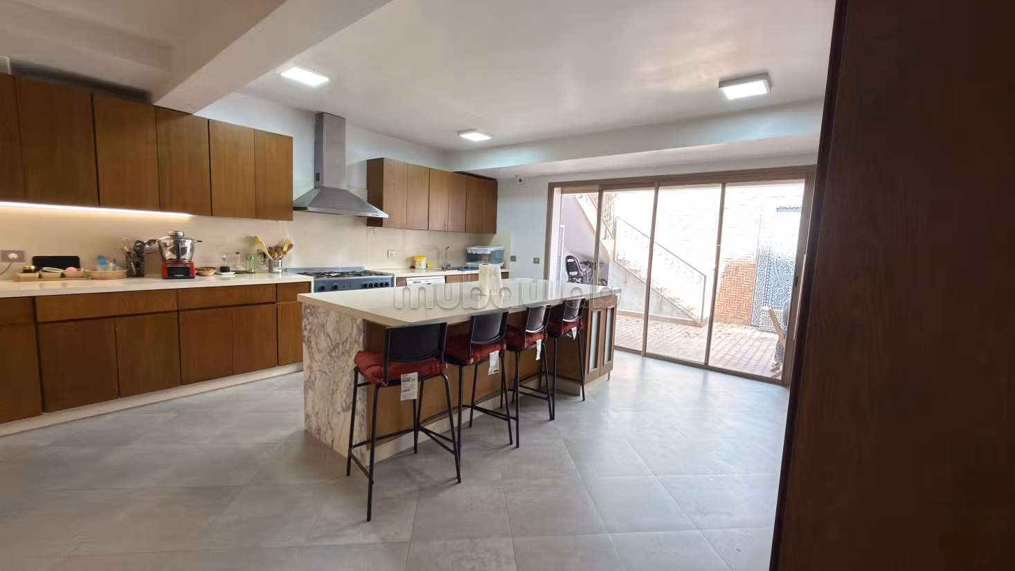 Superba villa isolata con 4 facciate e rooftop - dar bouazza