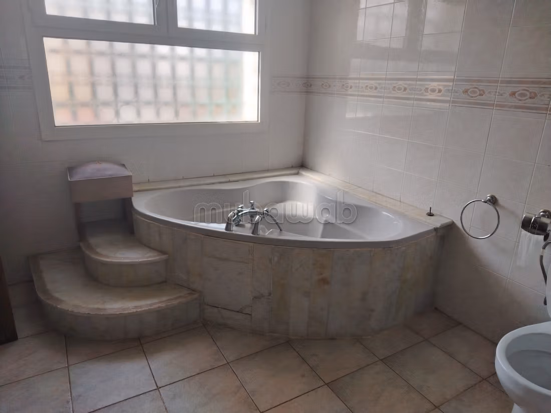 Location villa in Hay Riad Rabat