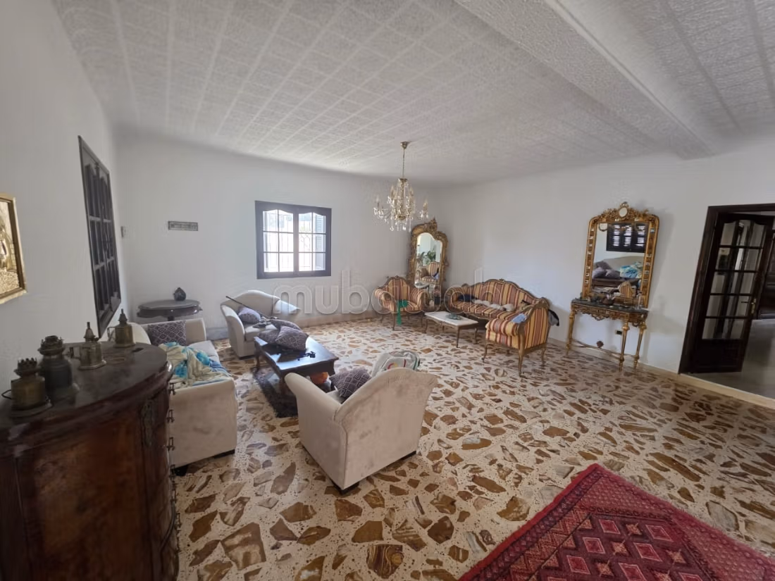 In vendita villa ad Ariana Superiore