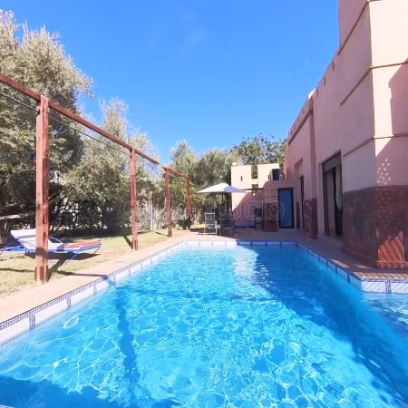 Luxury villa location on Route de Fez. Area of 1063 m². Furnished