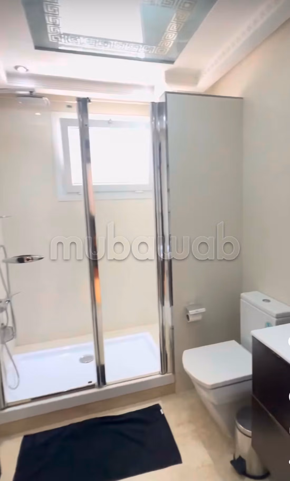 Très bel appartement en location à Jbel Kbir.
4 grandes pièces.
Bien meublé — 6