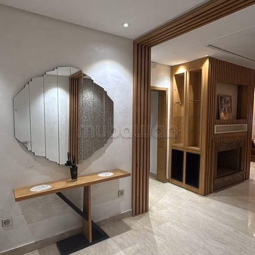 Appartamento in Affitto di 190.0 m² a Casablanca, Mandarouna