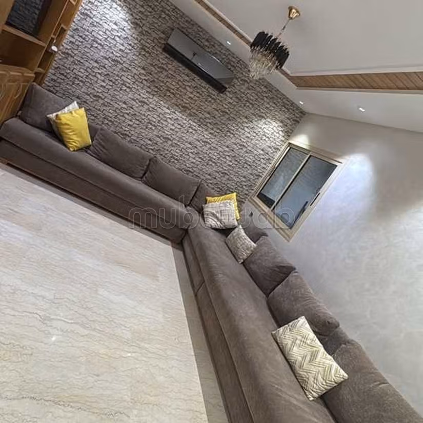 Appartamento in Affitto di 190.0 m² a Casablanca, Mandarouna