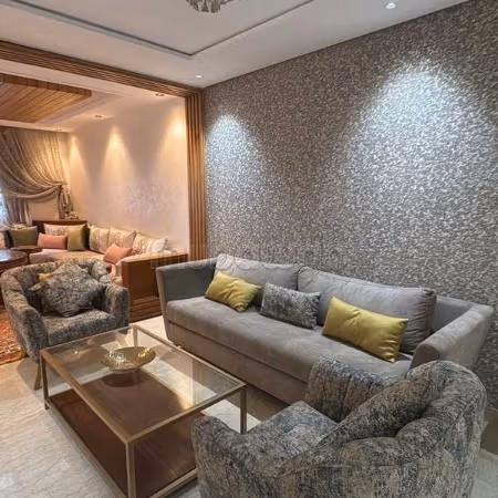 Appartement à Louer de 190.0 m² à Casablanca, 
Mandarouna