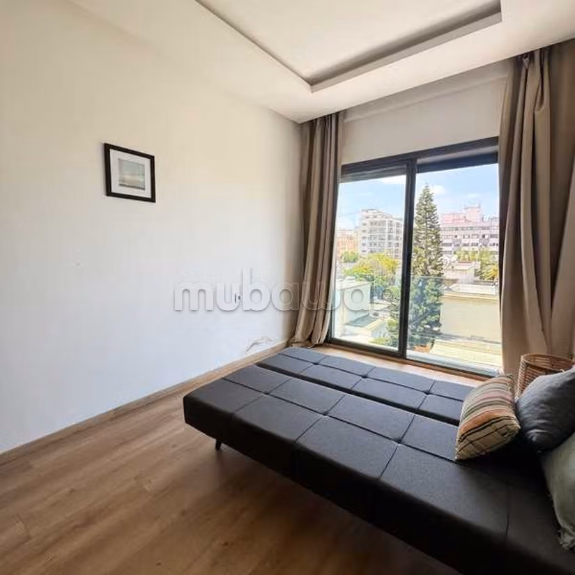 Appartamento in Affitto di 113.0 m² a Casablanca, Ospedali