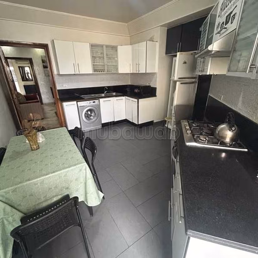 Appartamento in Affitto di 126.0 m² a Casablanca, Ospedali