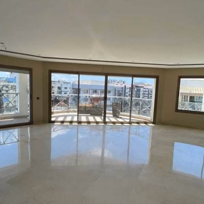 Appartement à Vendre de 431.0 m² à Casablanca, Triangle D'Or